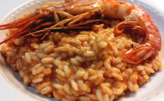 risotto alla crema di scampi - decorazione con mazzancolla