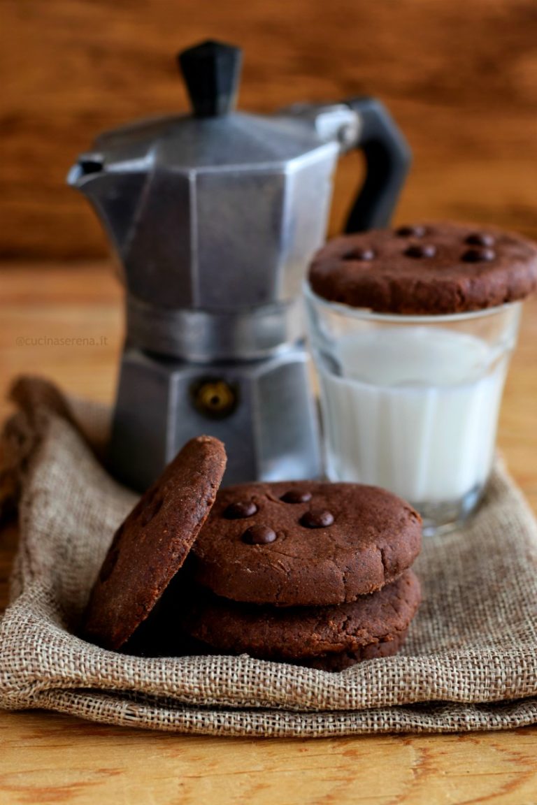 Biscotti al cioccolato al microonde - Cucina Serena